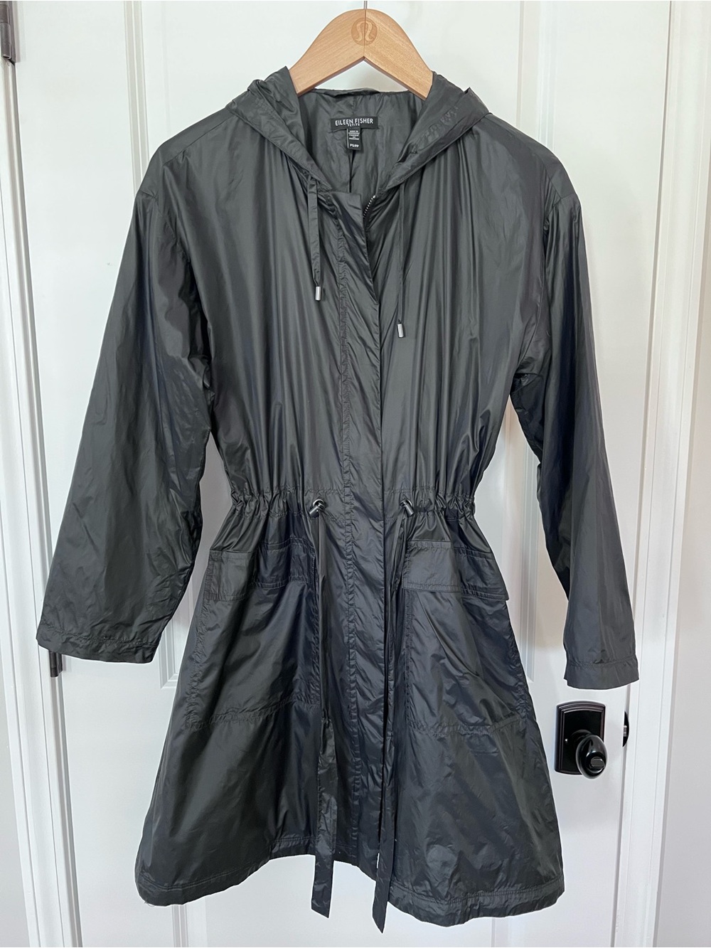 Eileen Fisher Nylon Anorak Drawstring Rain Jacket Small Petite Black Packable